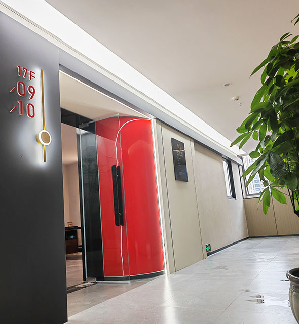 公司办公区楼道 